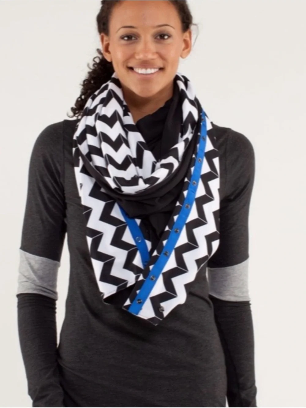 Bundle- 4 lululemon Vinyasa Scarves